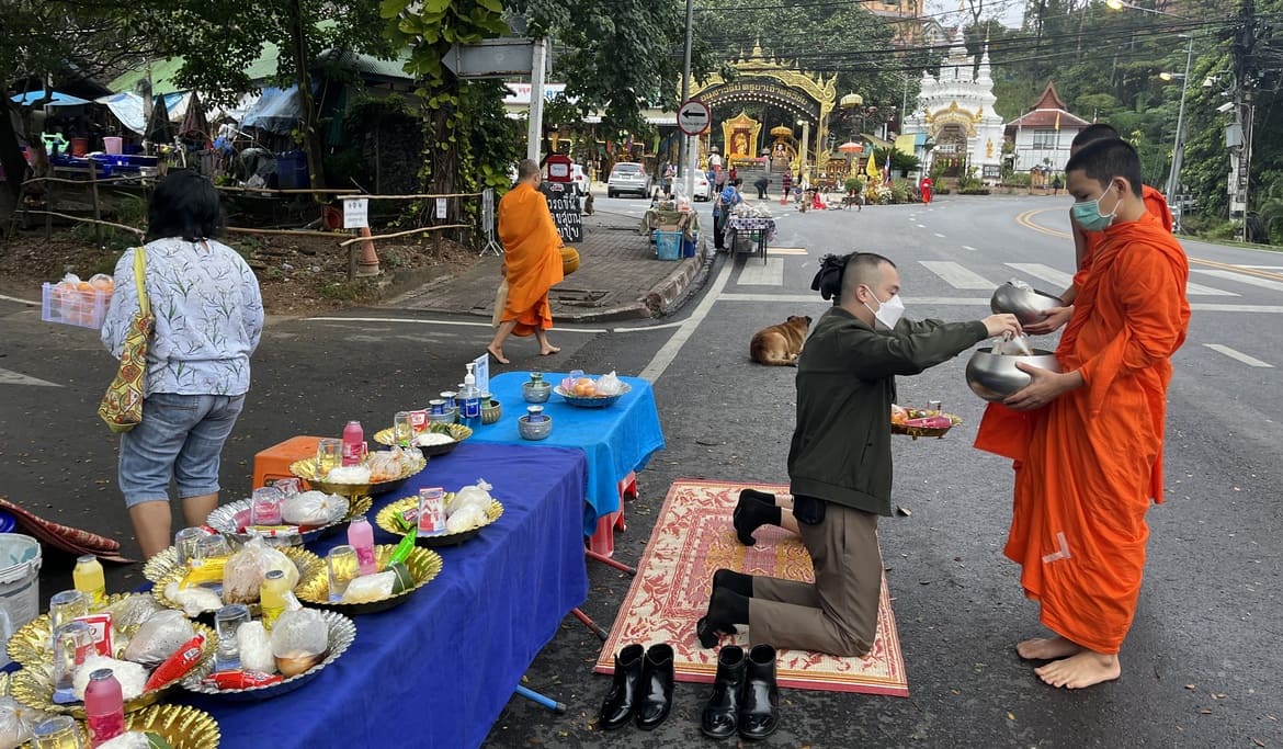 In some Eastern traditions like Thai Buddhism, gifts of food are commonly offered to the gods.